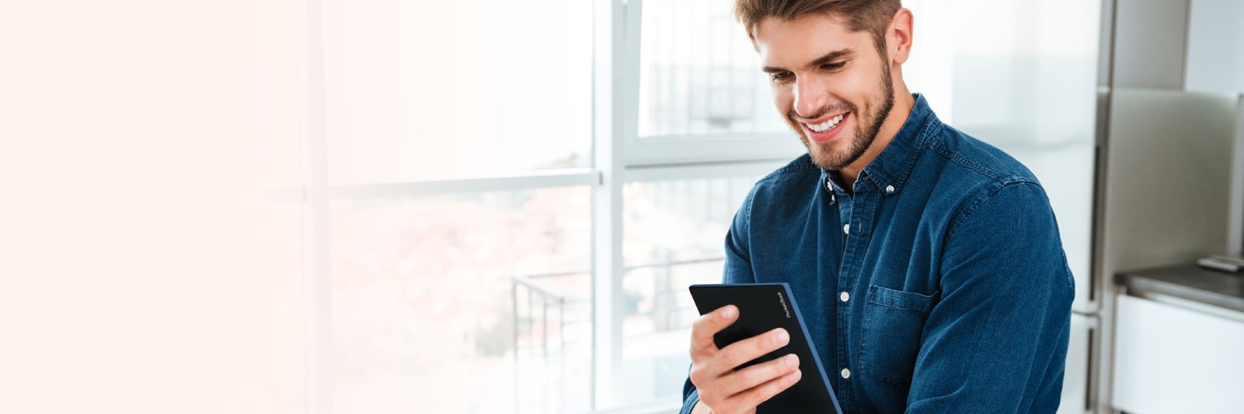 PocketBook Verse Pro: le nuove tecnologie per la lettura elettronica in una struttura compatta